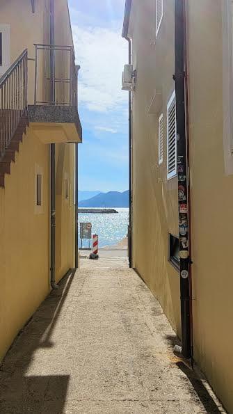 Studio, 70 Steps From The Beach Baška Extérieur photo
