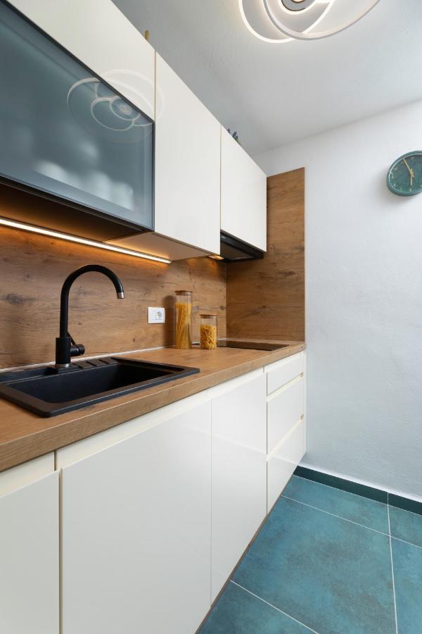 Studio, 70 Steps From The Beach Baška Extérieur photo